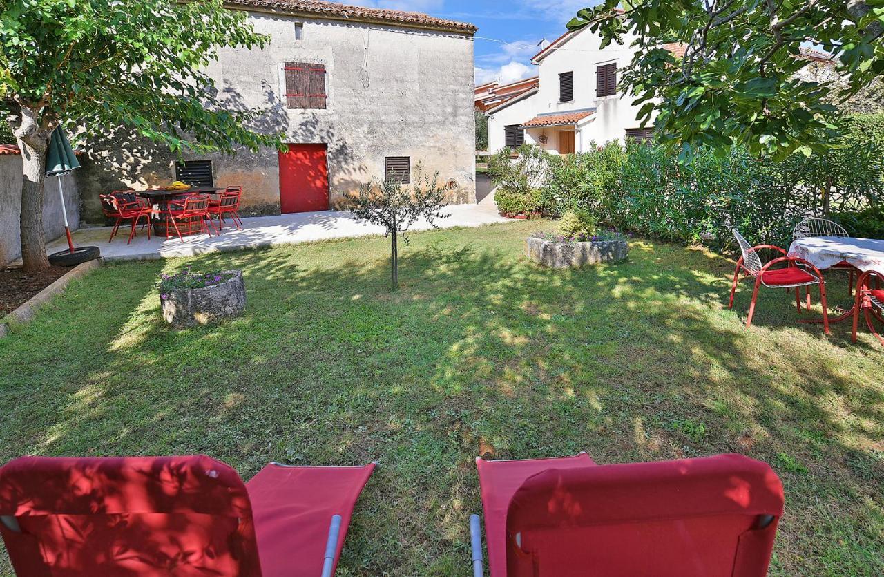 הוילה Galižana House Monteci 1378 מראה חיצוני תמונה