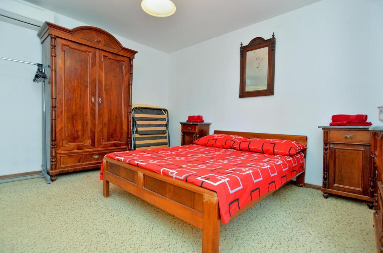 הוילה Galižana House Monteci 1378 מראה חיצוני תמונה